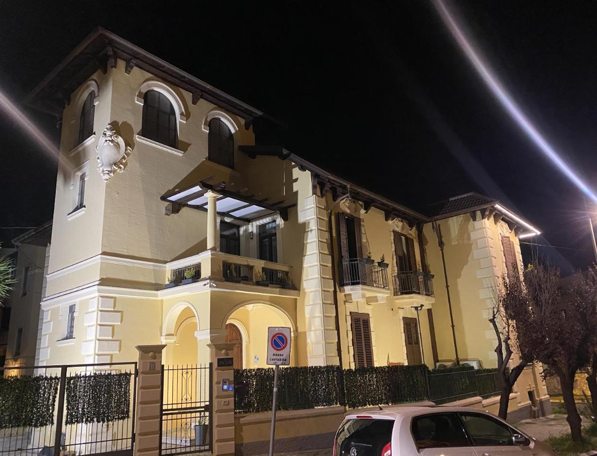 Il Palazzo - Luxury Home & Event Cosenza Eksteriør billede